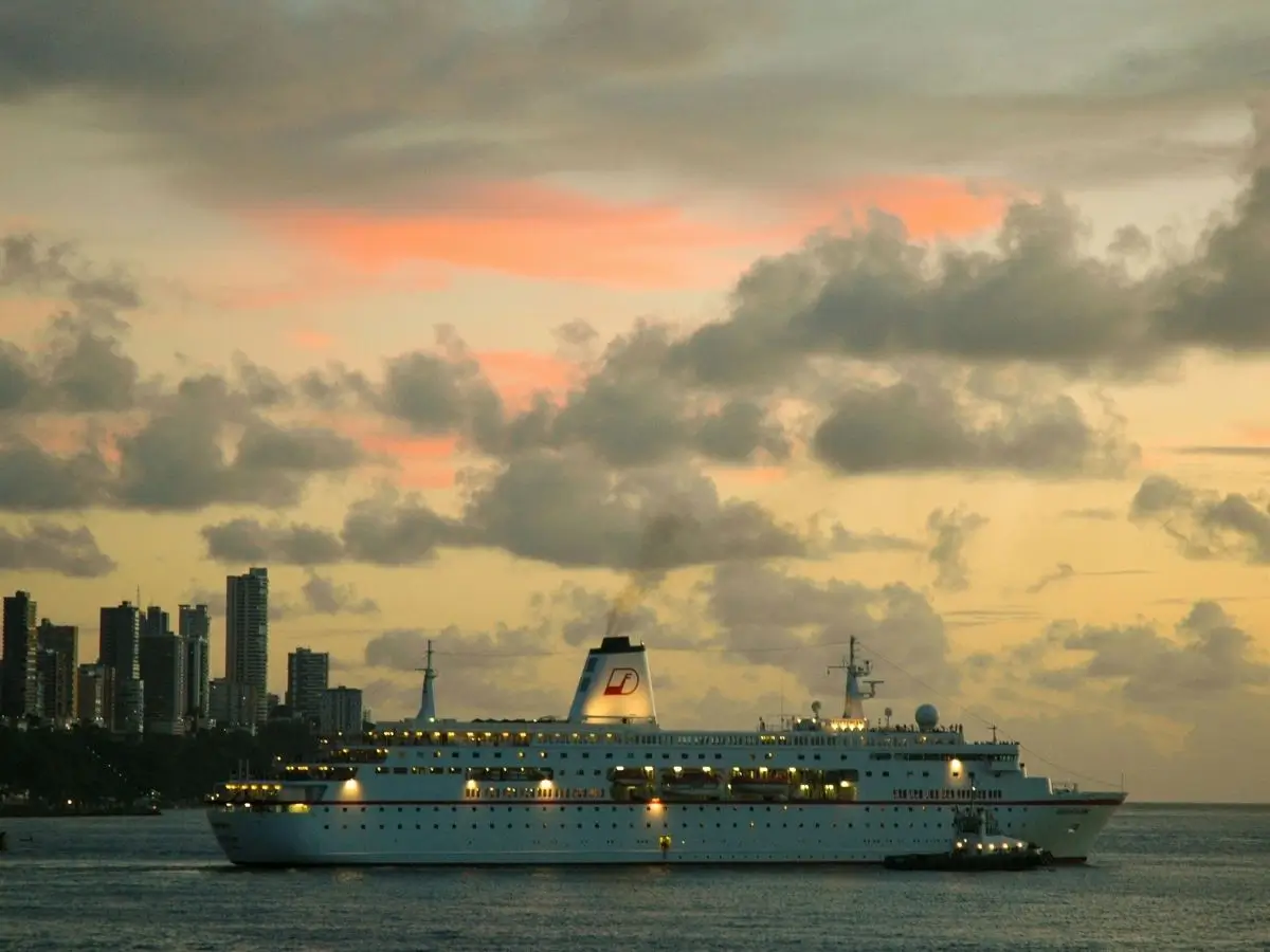 Cruise ship navigating