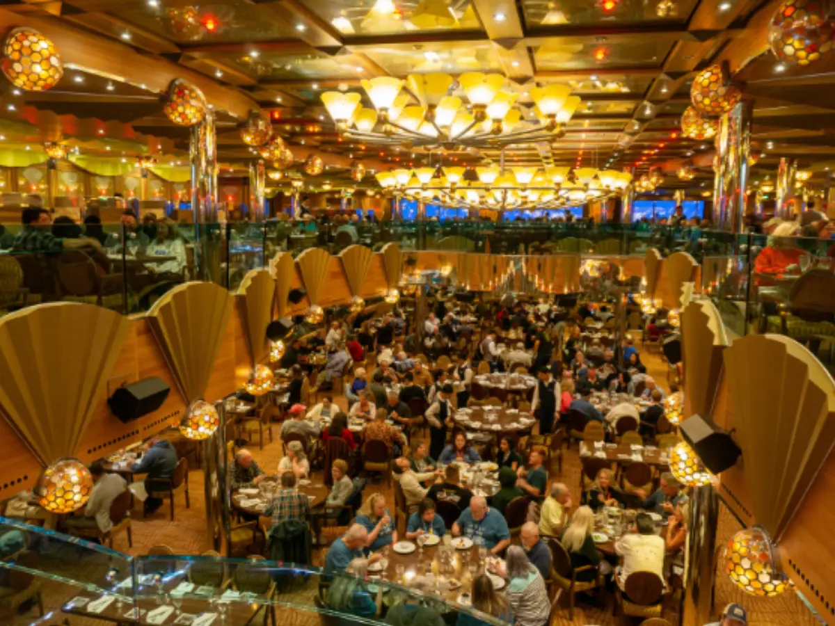 Carnival luminosa vela dining room