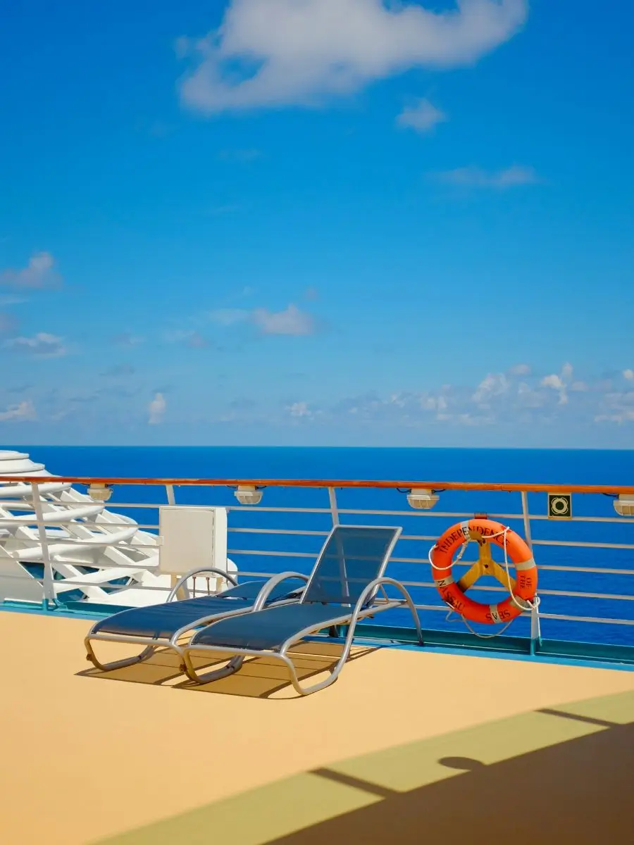 Cruise vacation