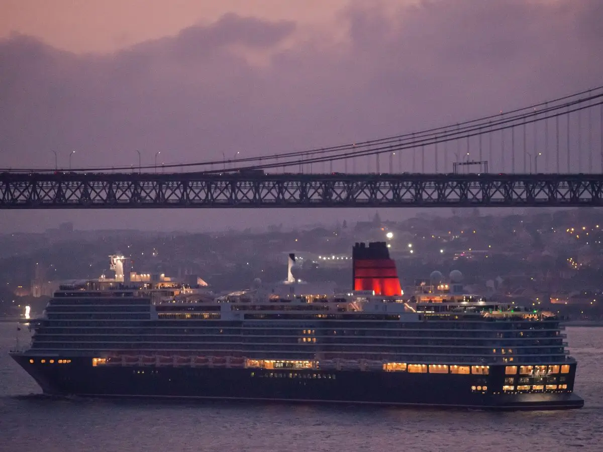 Cruise Ship Navigating