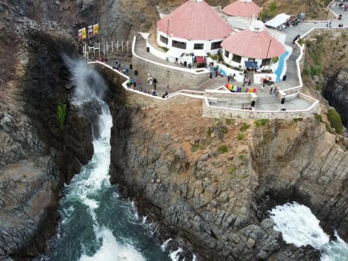 La Bufadora, Mexico
