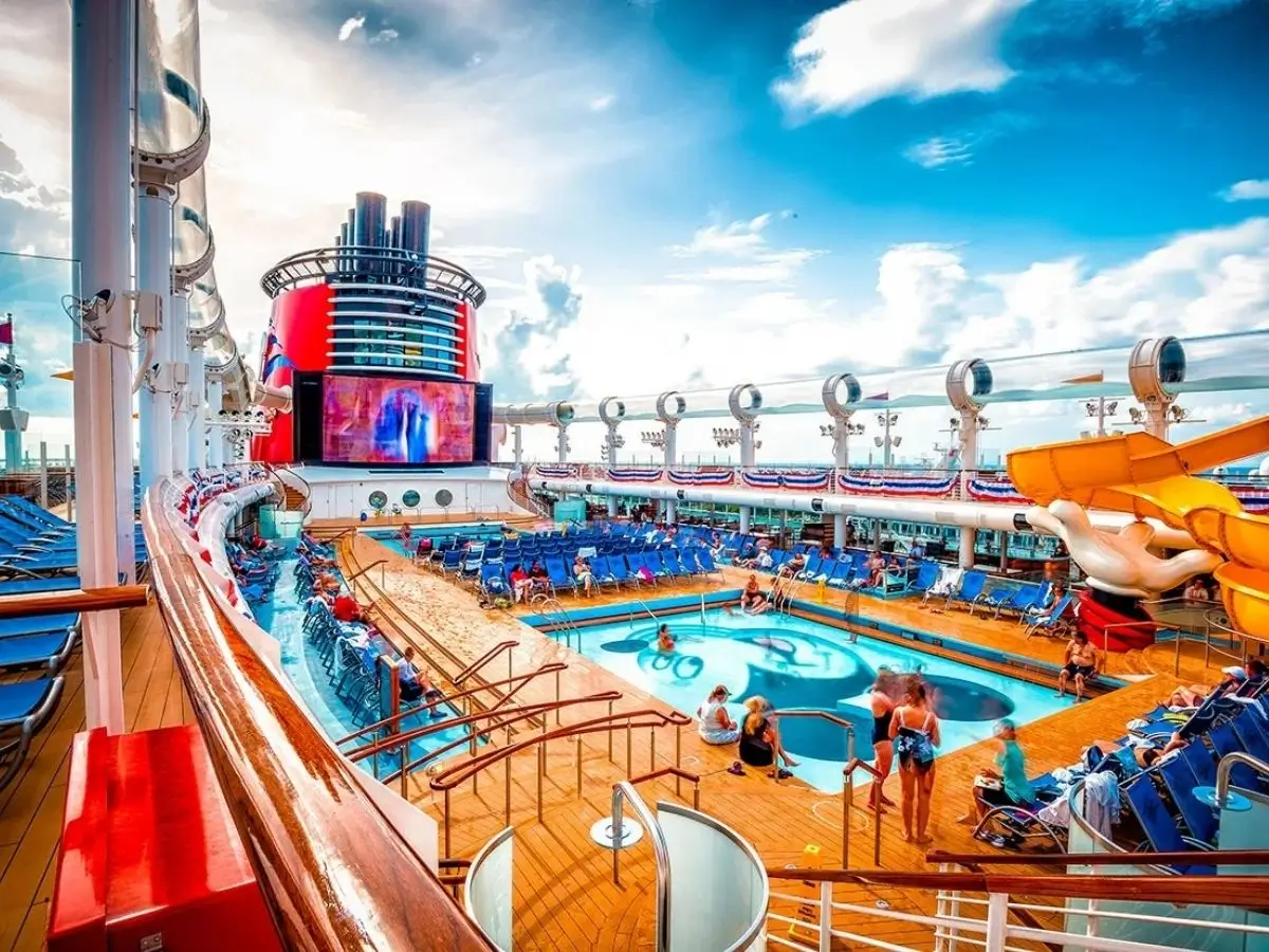 Pool on Disney Cruise