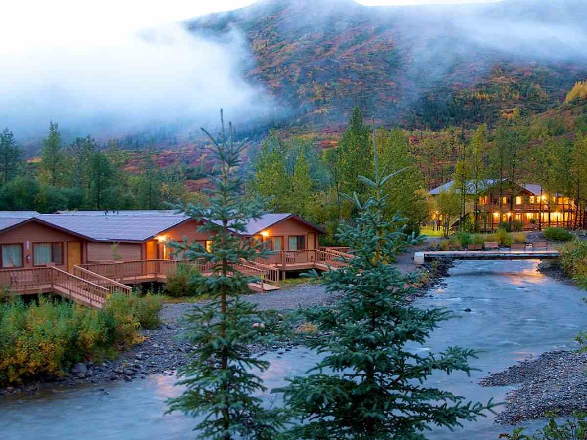 Alaska Luxury Lodge