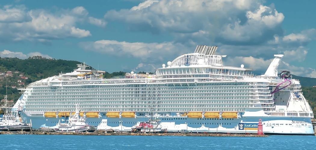 How To Book Shows On Royal Caribbean