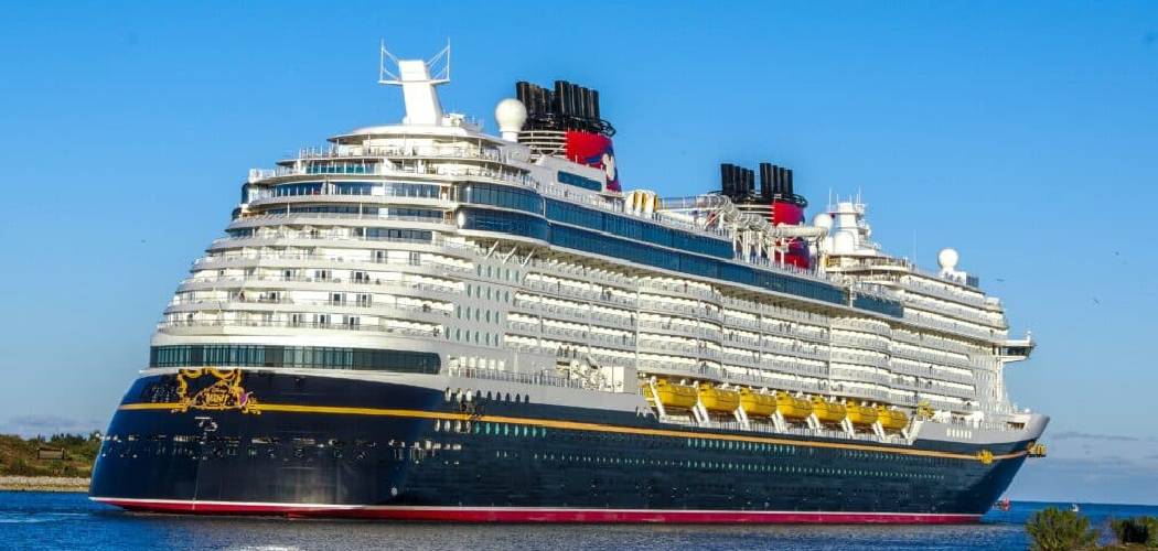 How to Track Your Kids on a Cruise Ship